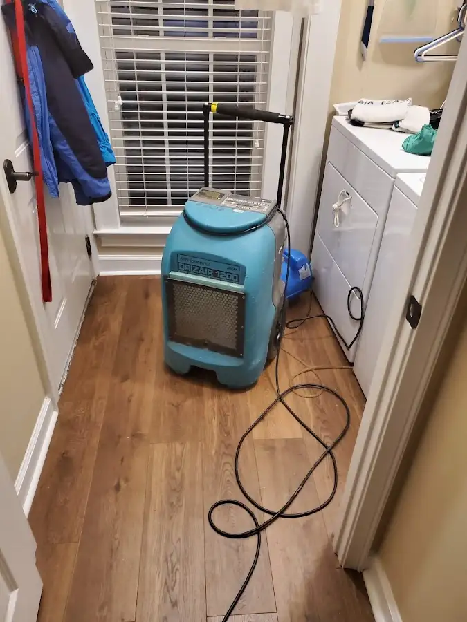 Commercial dehumidifier deployed for Flood Damage Cleanup in Volo